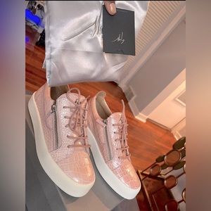 Female zanotti sneakers